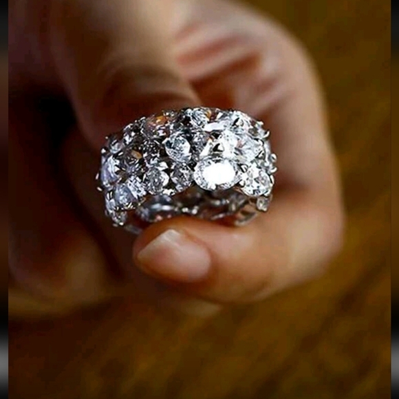 High Quality 925 Silver Wedding Bridal Promise Statement Zirconia Ring Sz 8 - Picture 3 of 6